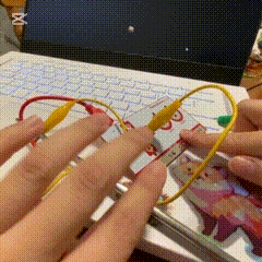 Successfully experimenting with the conductive chopstick
